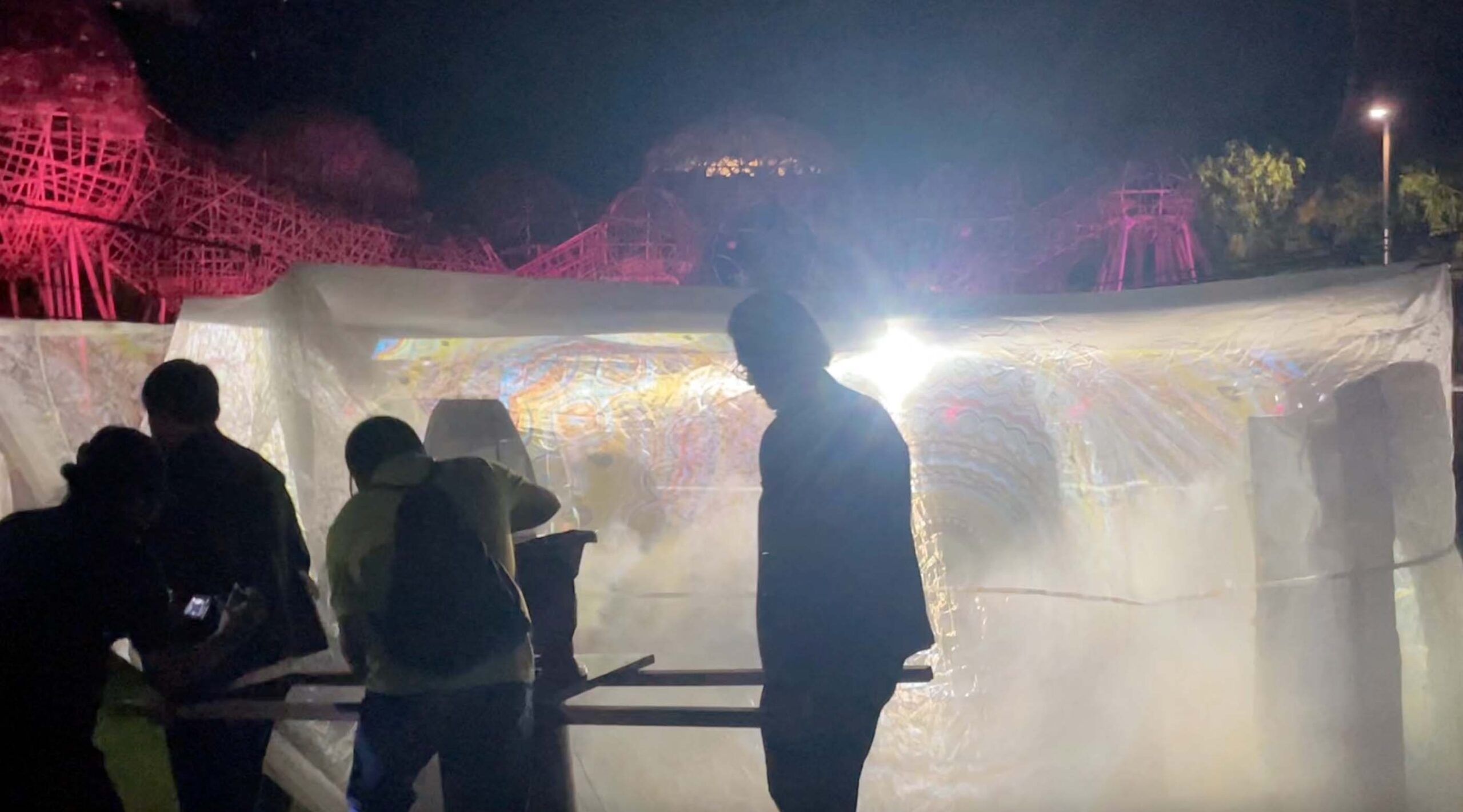 People gathering infront of Pelikulambo at the start of the ree-nactment
